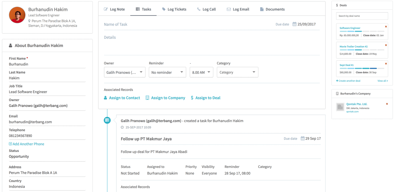 Contoh aplikasi CRM untuk melihat sales pipeline