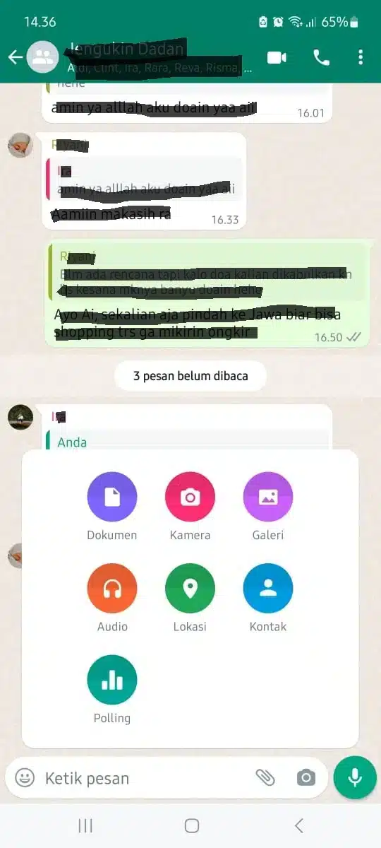 Akses Ikon Lampiran Langkah 2: Cara Membuat Polling di WhatsApp Grup