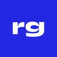 Logo dengan huruf "rg" dalam warna putih, memberikan kesan modern dan minimalis, berada di latar belakang biru cerah yang mencolok.